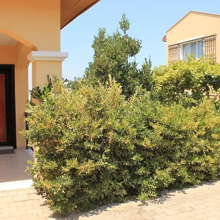 Villa Adavillas Mariposa